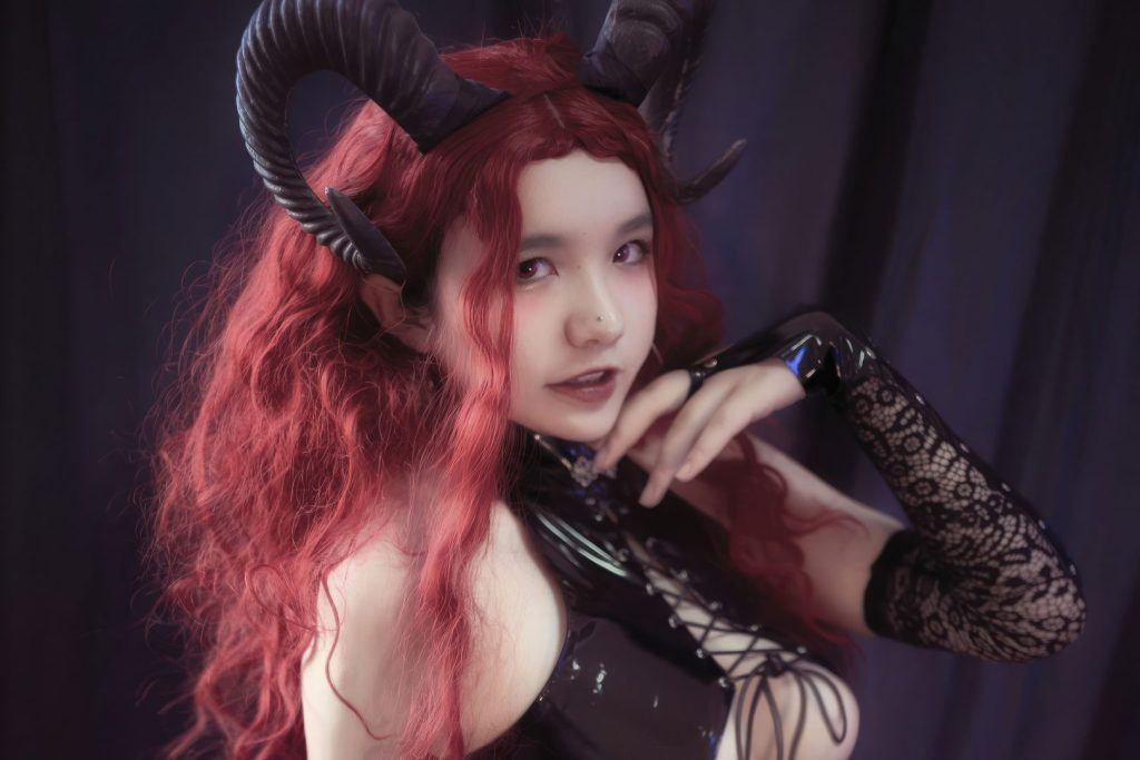 阿半今天很开心 靡烟恶魔 [34P-266MB]-绅士网