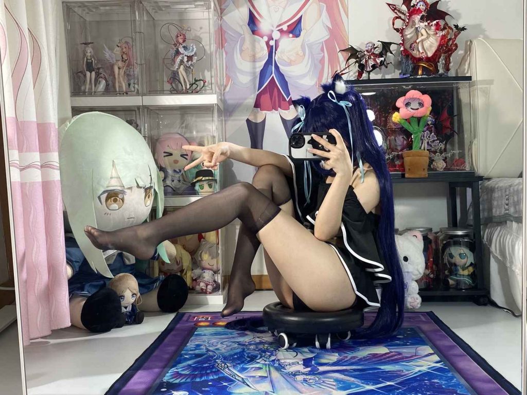 白栎Shirly 黑见芹香水着 [130P-29V-7.88GB]-绅士网