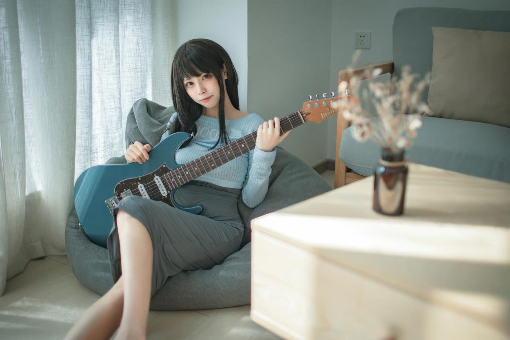 三無人型 吉他妹妹 [24P-224MB]-绅士网