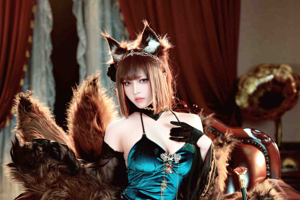 半半子 碧蓝航线 天城 玉座落鸾 [62P-10V-535MB]-绅士网