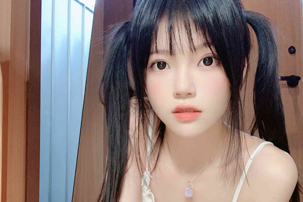 桜桃喵 碎花 自拍 [16P-84MB]-绅士网