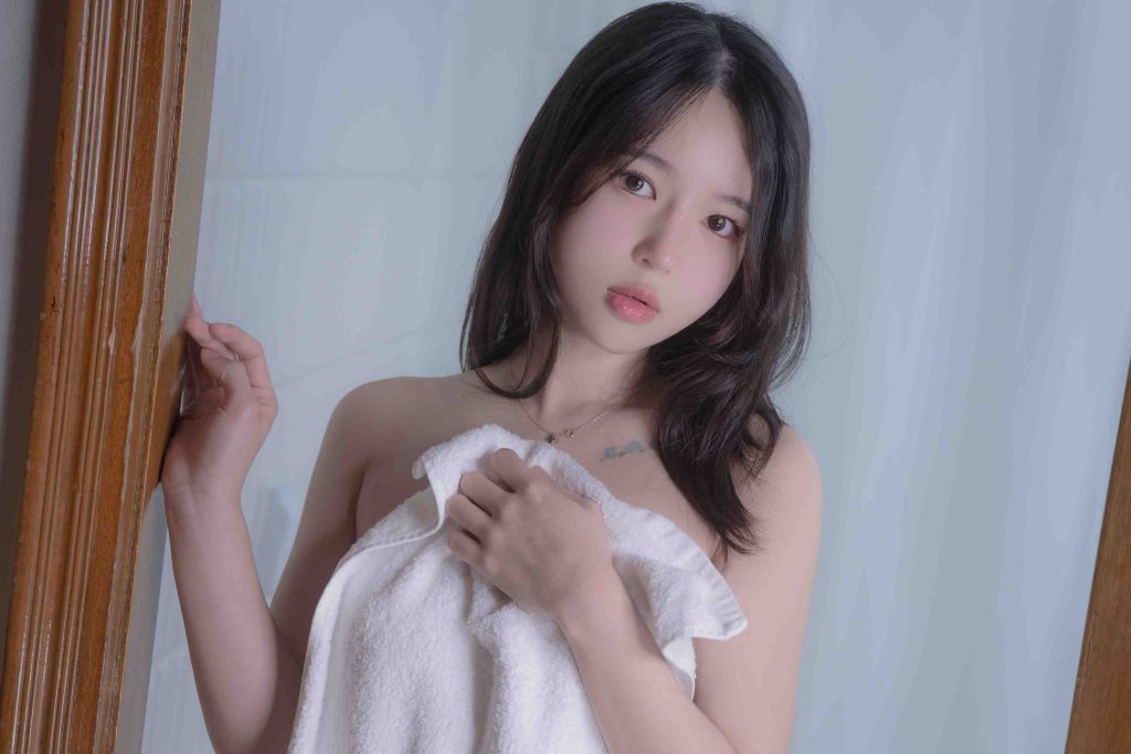 Yeha(예하) X_LEVEL Vol.033 Toilet [88P-3V-2.25GB]-绅士网