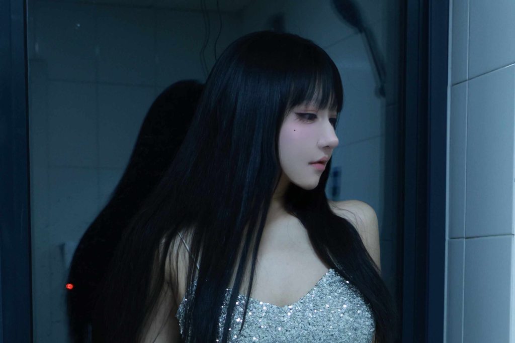 韩熙子Hayley 浴室月光 [13P-61MB]-绅士网