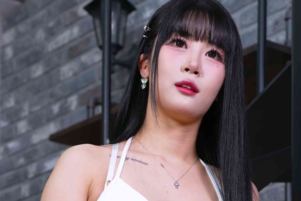 Bomi(보미) girl crush [1P-1V-549MB]-绅士网